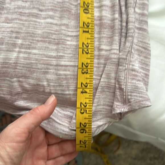 Lululemon Essential Tank Pleated *Seriously Light Luon - Picture 7 of 7